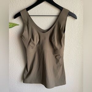 Knix luxlift tank